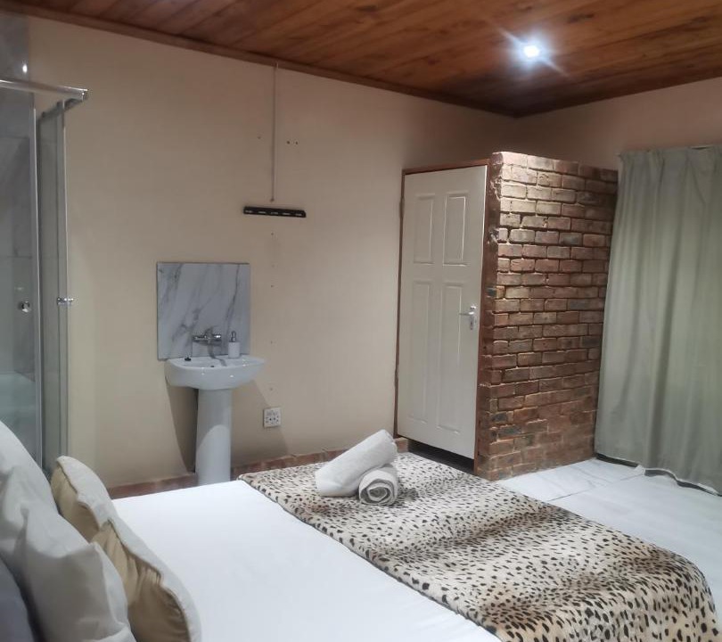 Photo of Bedroom in Storms River