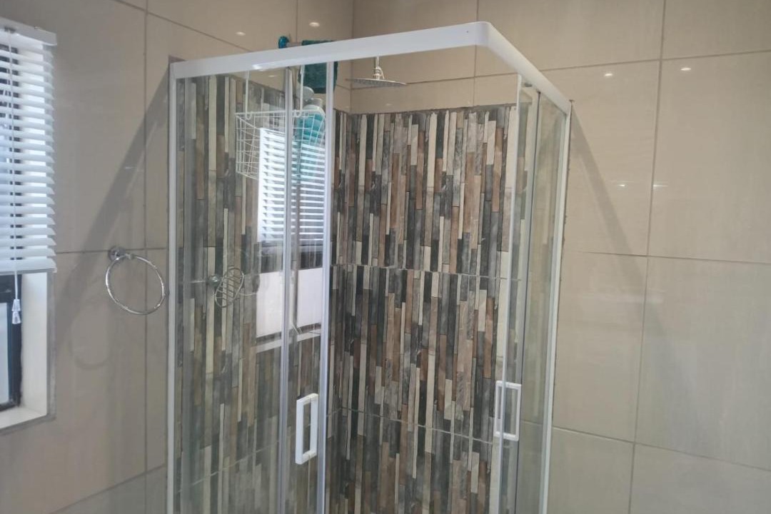 Photo of Bathroom in Colesberg