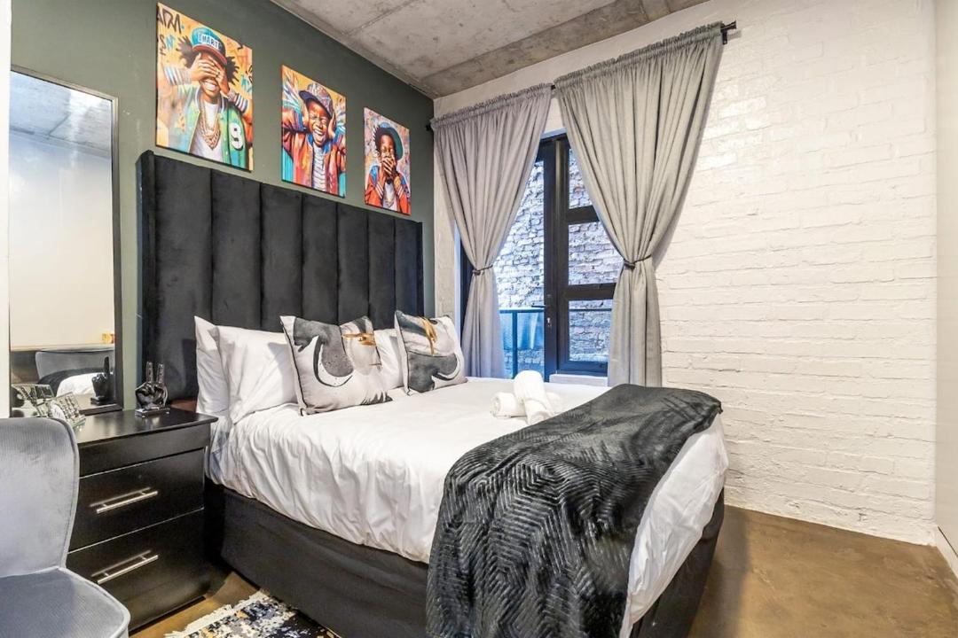Photo of Bedroom in Downtown Johannesburg
