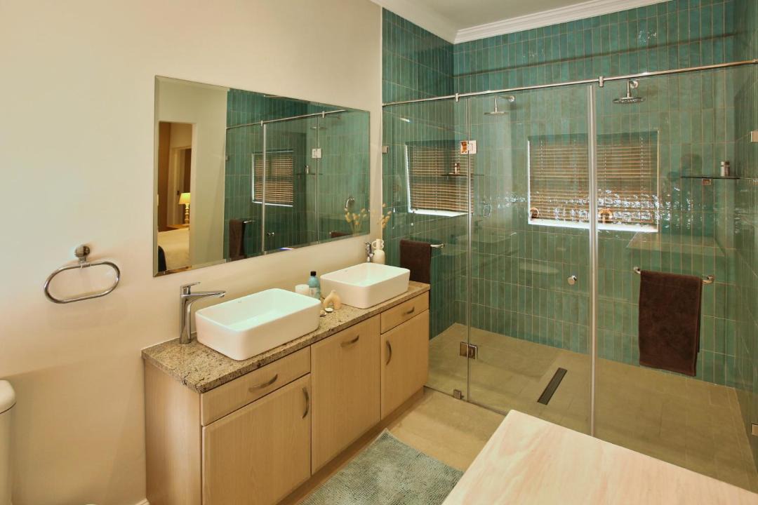 Photo of Bathroom in Calypso Beach