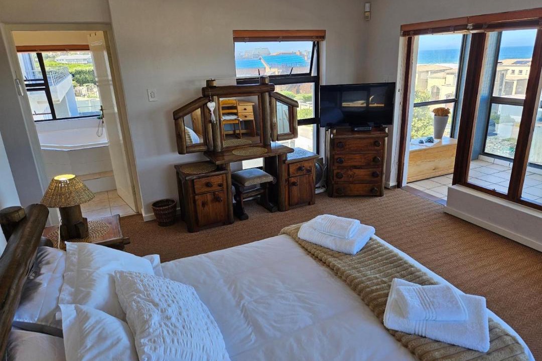 Photo of Bedroom in Myoli Beach