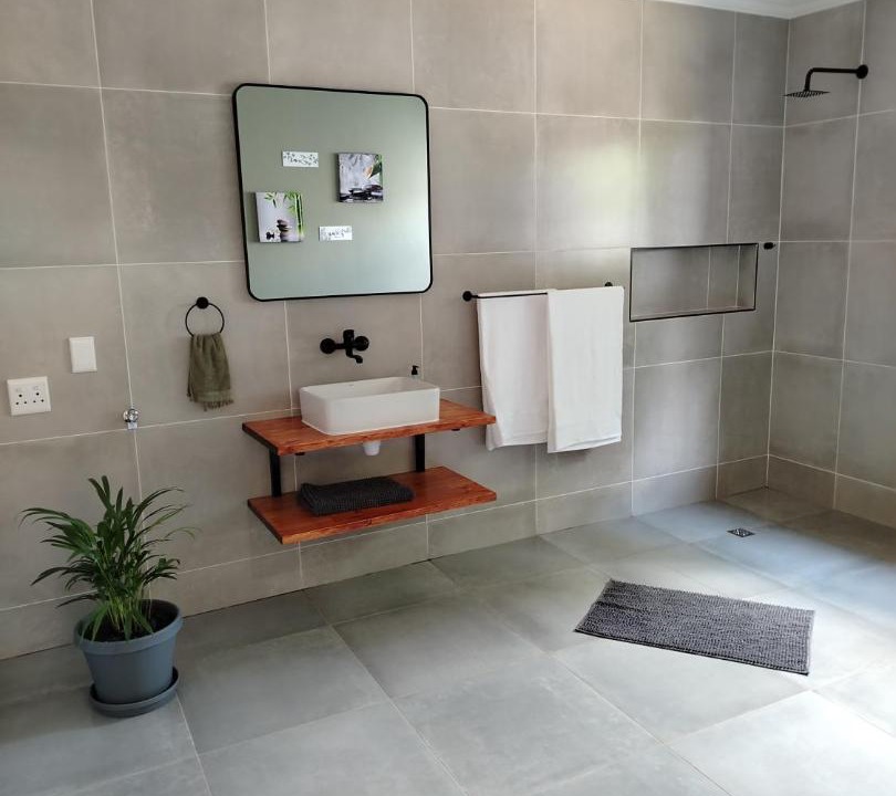 Photo of Bathroom in The Reeds