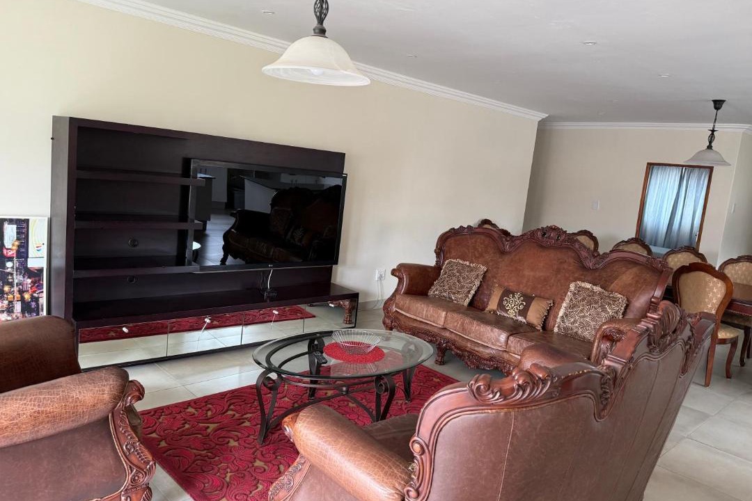 Photo of Livingroom in Vaal Marina