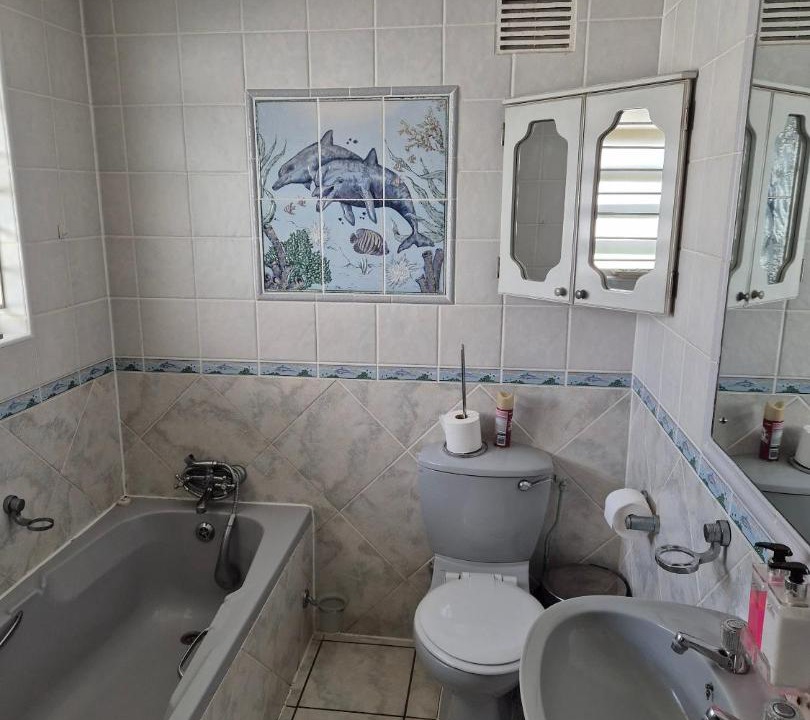 Photo of Bathroom in Manaba Beach