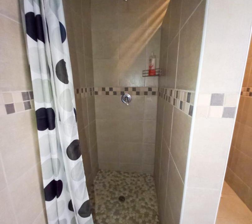 Photo of Bathroom in Bluff
