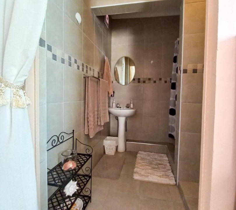 Photo of Bathroom in Bluff