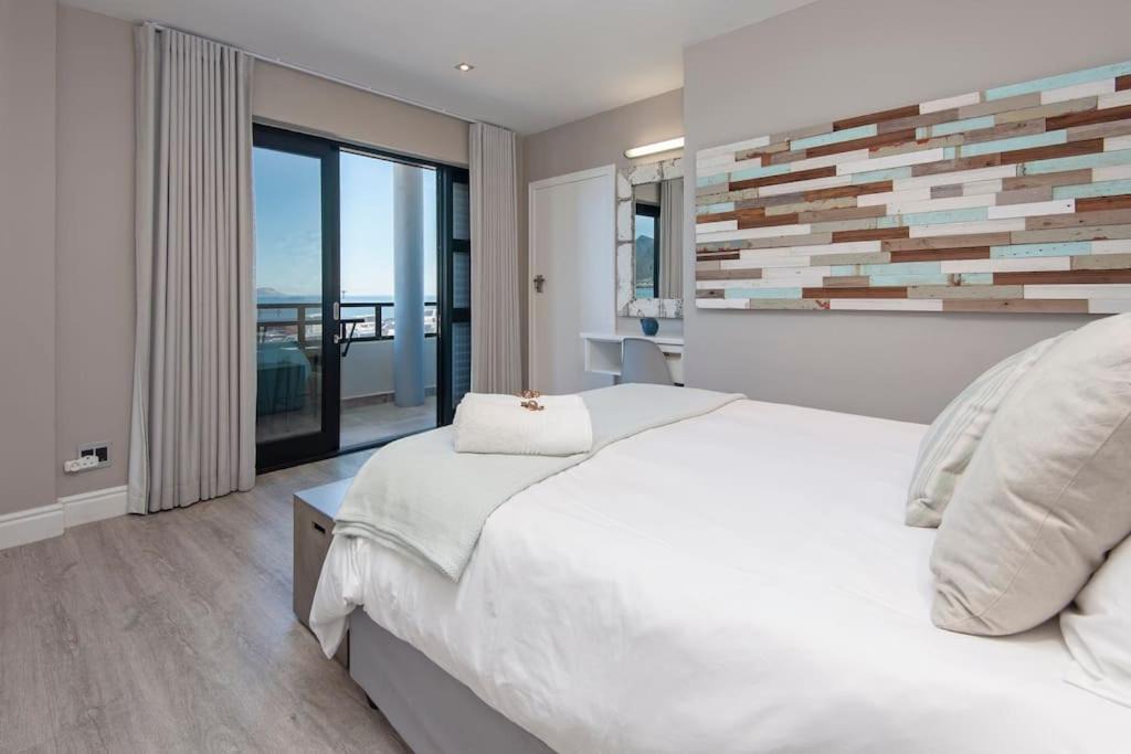 Photo of Bedroom in Hermanus City-Centre
