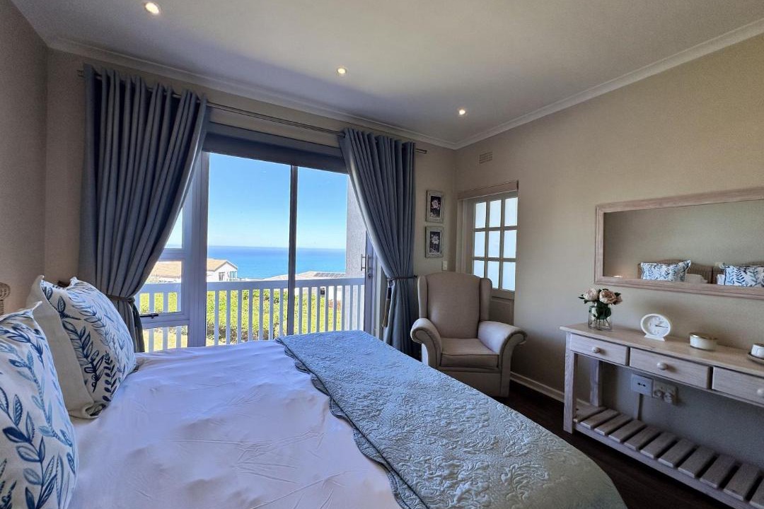 Photo of Bedroom in Pinnacle Point