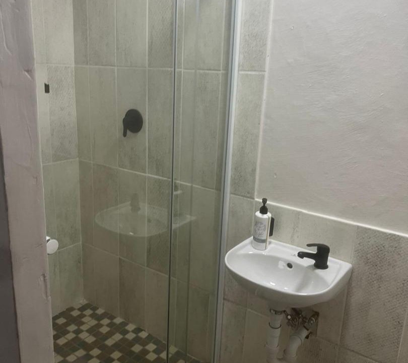 Photo of Bathroom in Uitenhage
