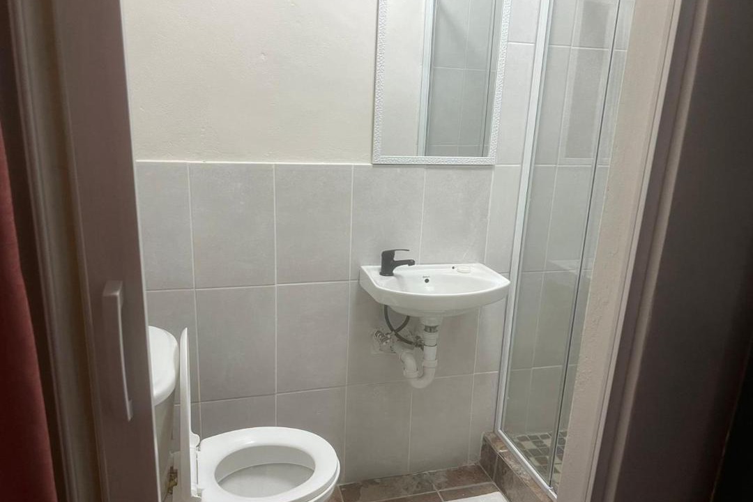 Photo of Bathroom in Uitenhage
