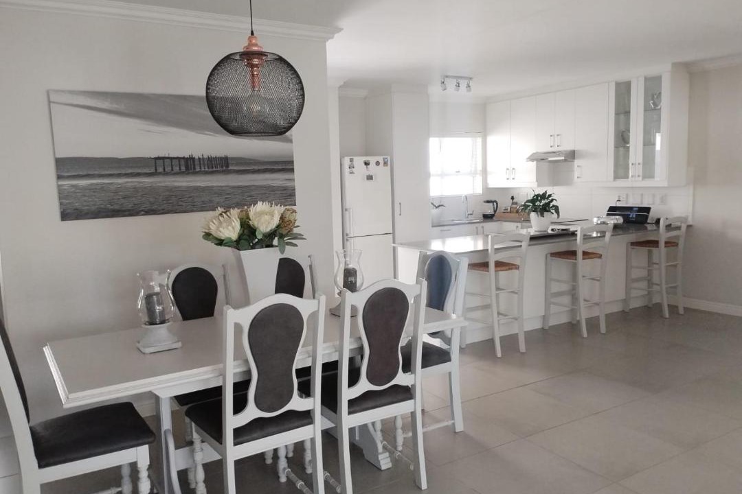 Photo of Others in Bloubergstrand