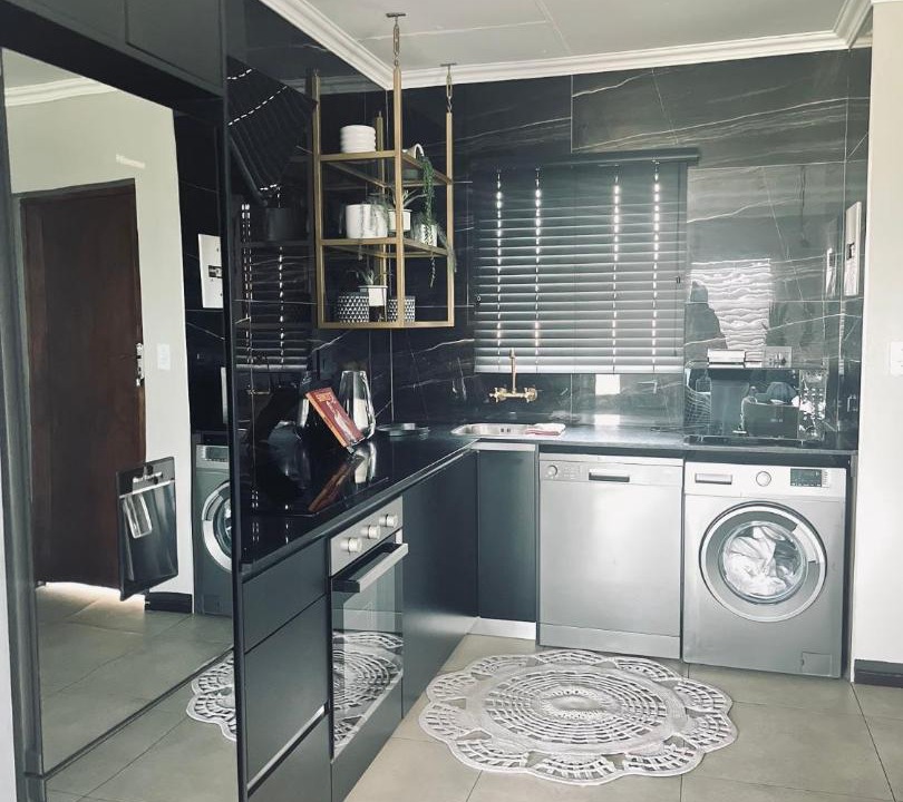 Photo of Kitchen in Emalahleni