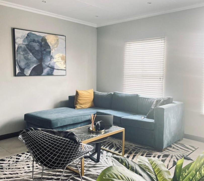 Photo of Livingroom in Emalahleni