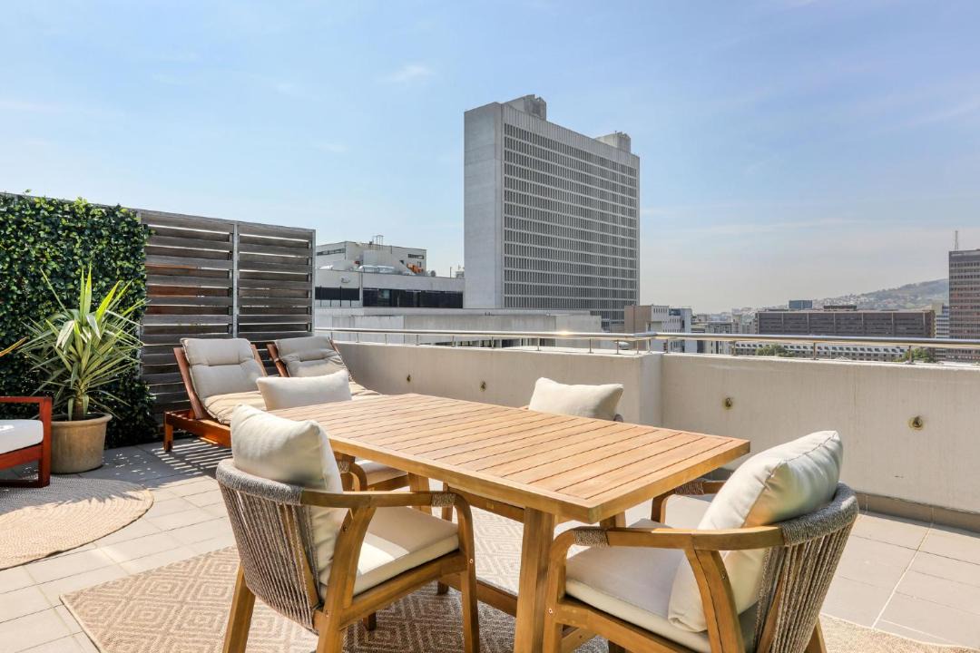 Photo of Patio Balcony in Cape Town City Centre