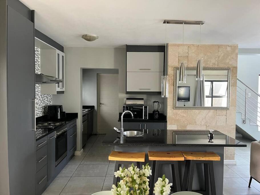Photo of Kitchen in Bloubergstrand