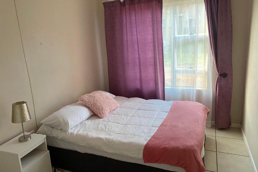 Photo of Bedroom in Gonubie