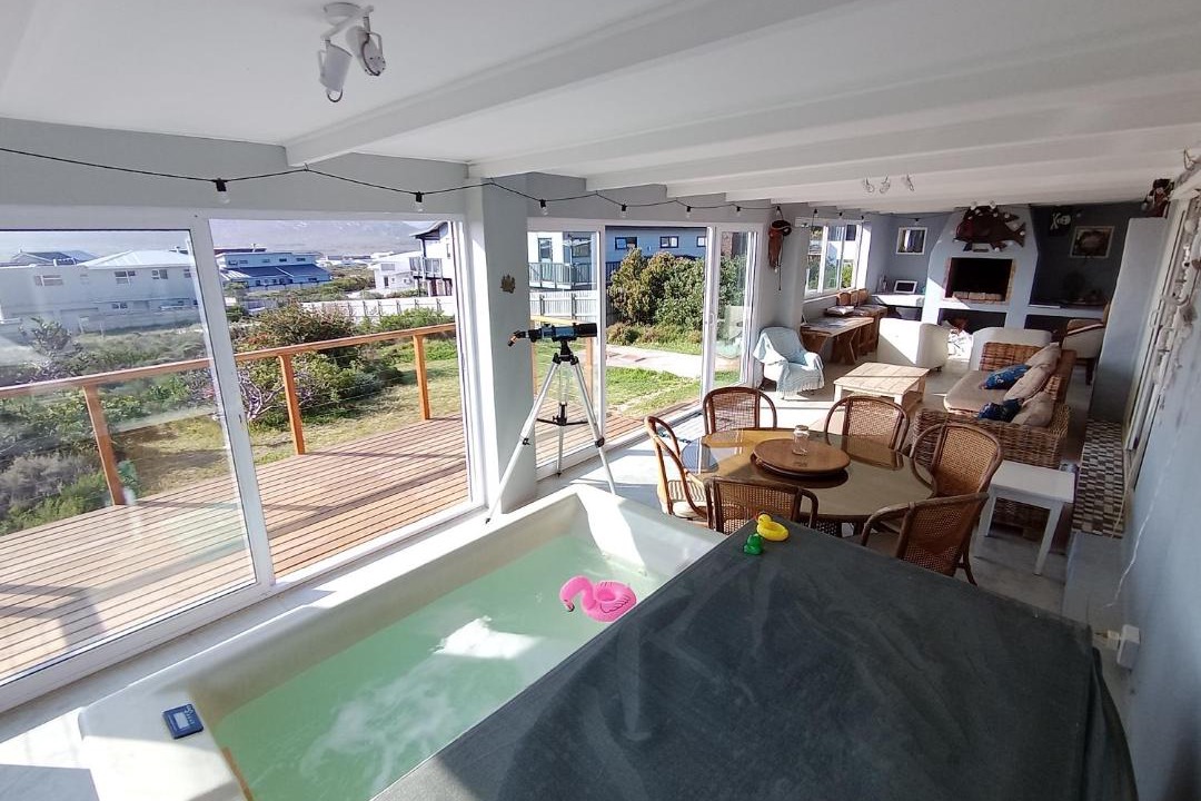 Photo of Patio Balcony in Pringle Bay
