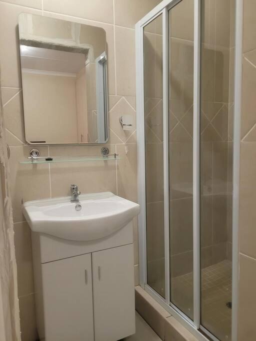 Photo of Bathroom in Manaba Beach