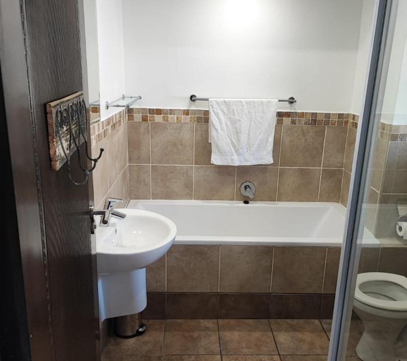 Photo of Bathroom in Westdene