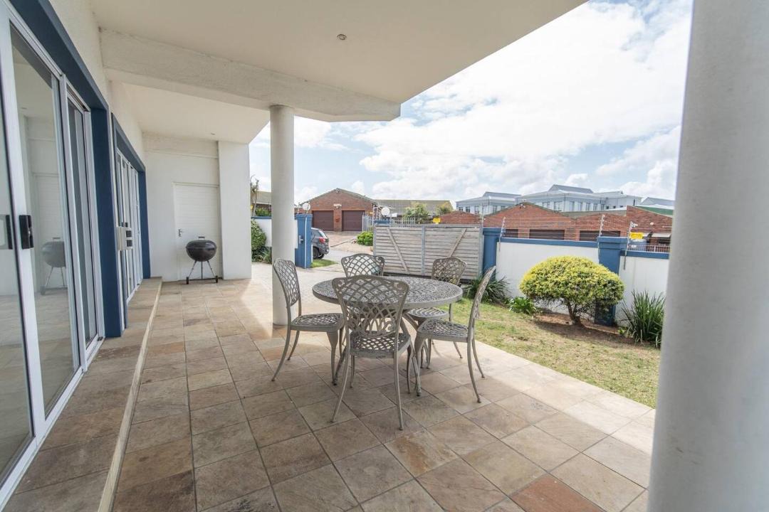 Photo of Patio Balcony in Humewood