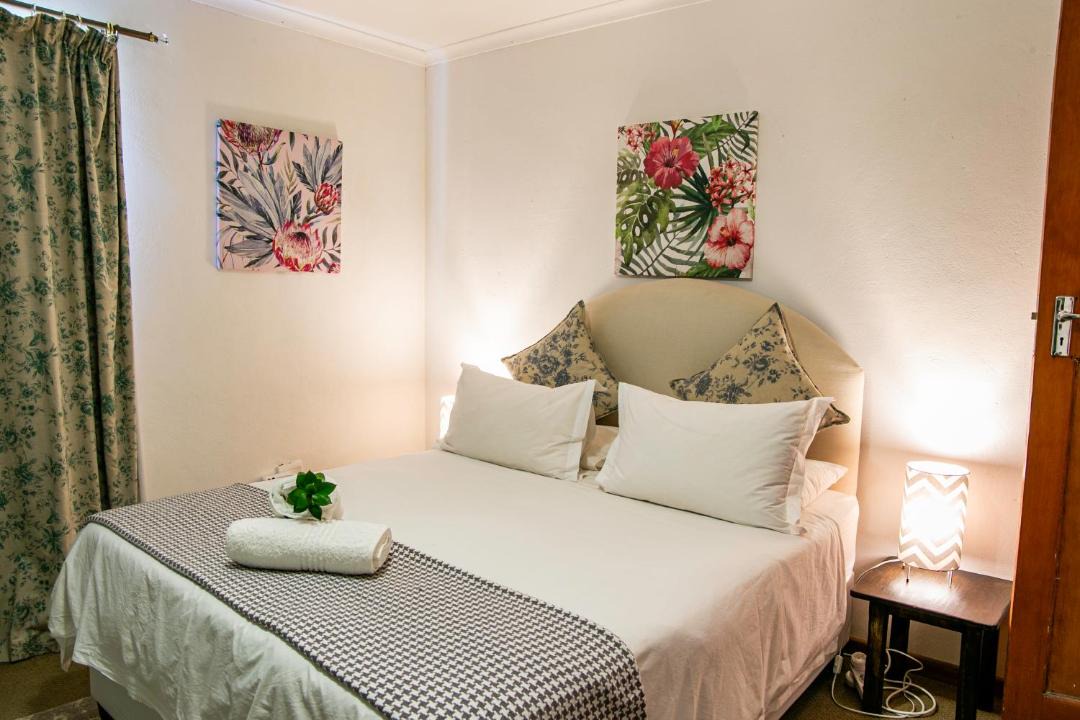 Photo of Bedroom in Graaff-Reinet