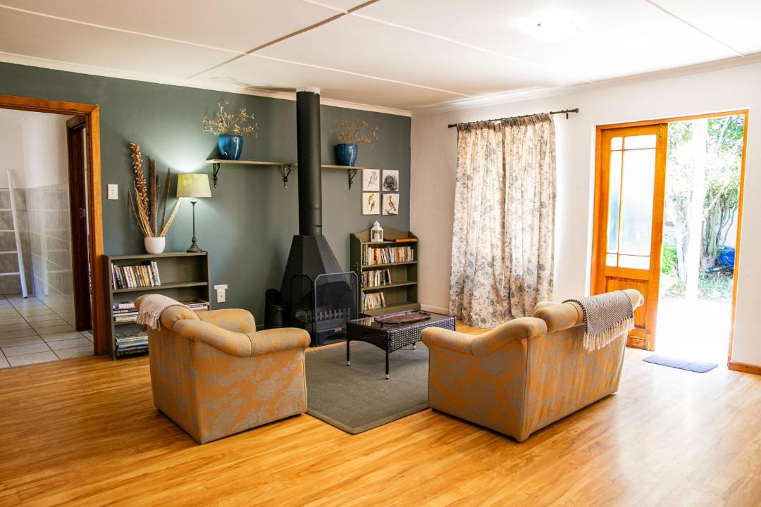 Photo of Livingroom in Graaff-Reinet