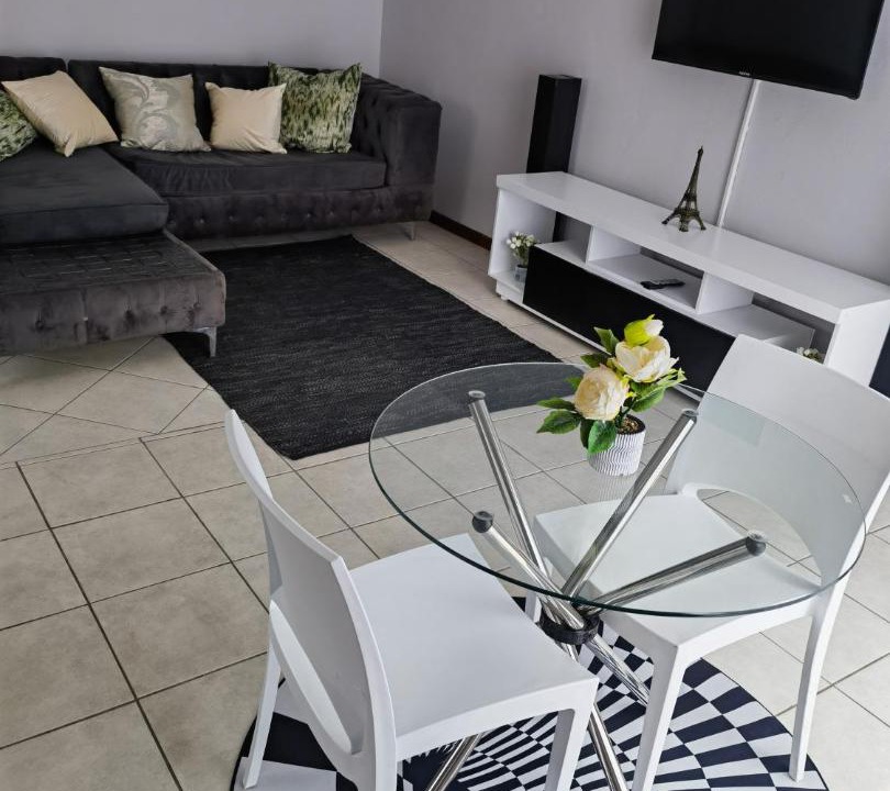 Photo of Livingroom in Kempton Park