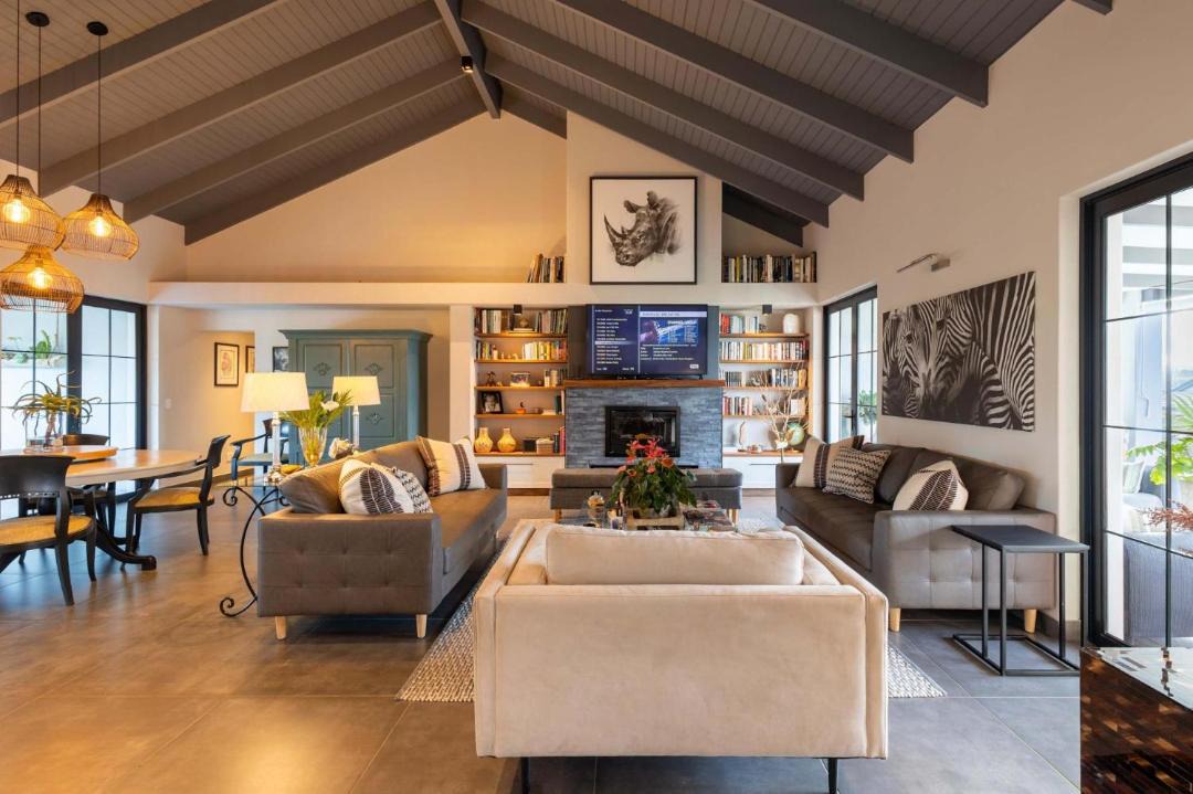 Photo of Livingroom in Newlands