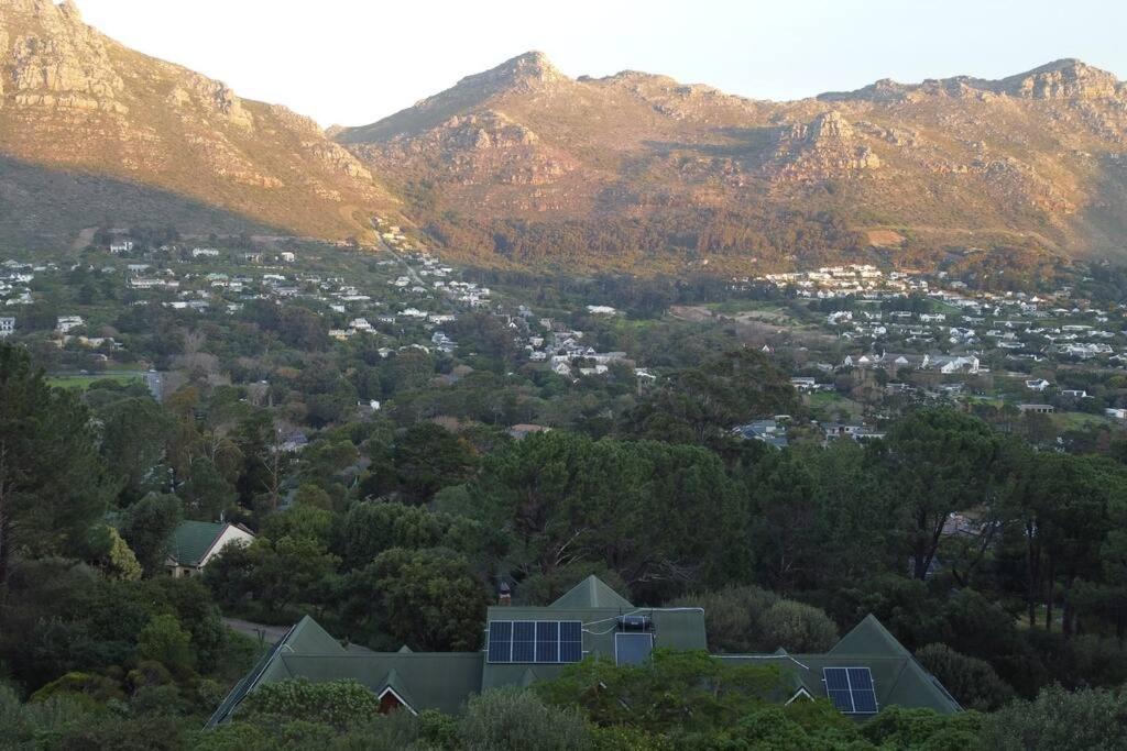 Photo of Buildings in Hout Bay