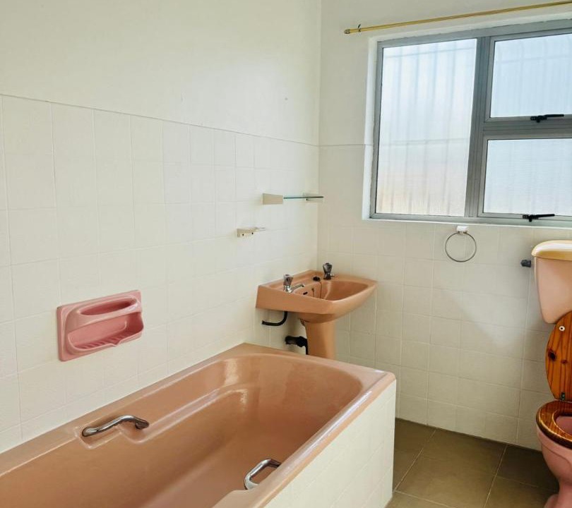 Photo of Bathroom in Parow