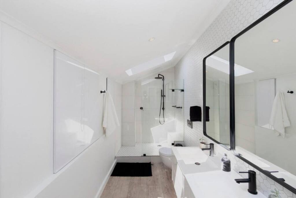 Photo of Bathroom in Green Point