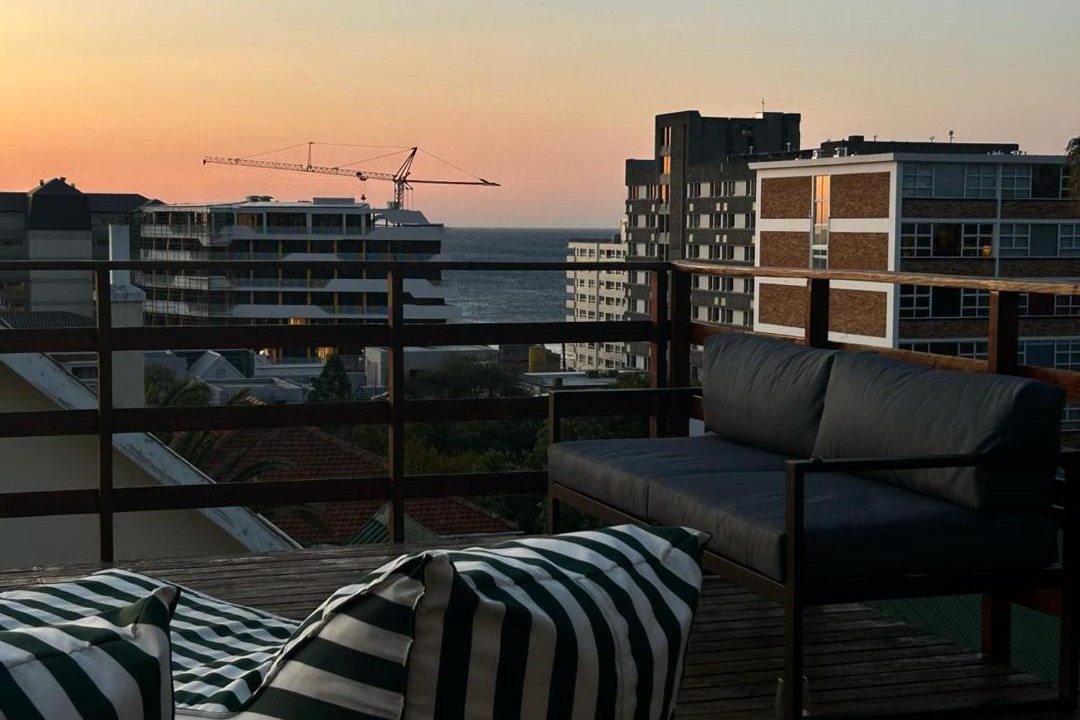 Photo of Patio Balcony in Three Anchor Bay
