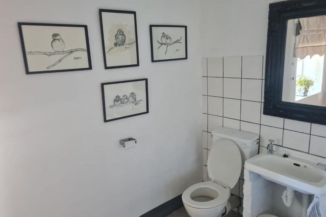 Photo of Bathroom in Uniondale