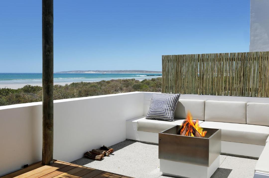 Photo of Others in Paternoster