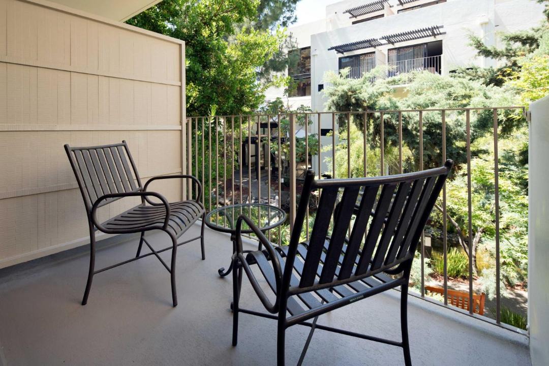 Photo of Patio Balcony in University South