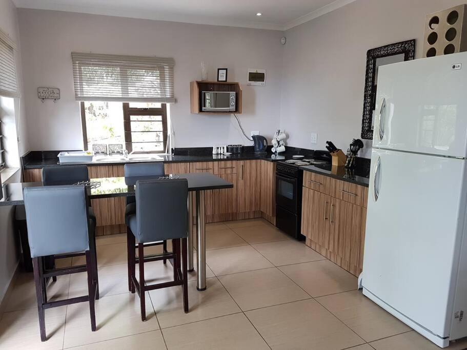 Photo of Kitchen in Shaka's Rock