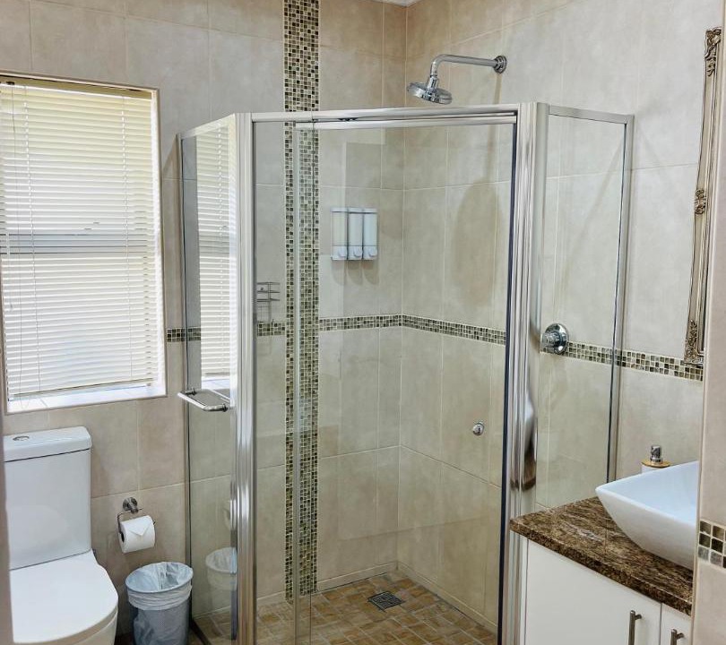 Photo of Bathroom in George