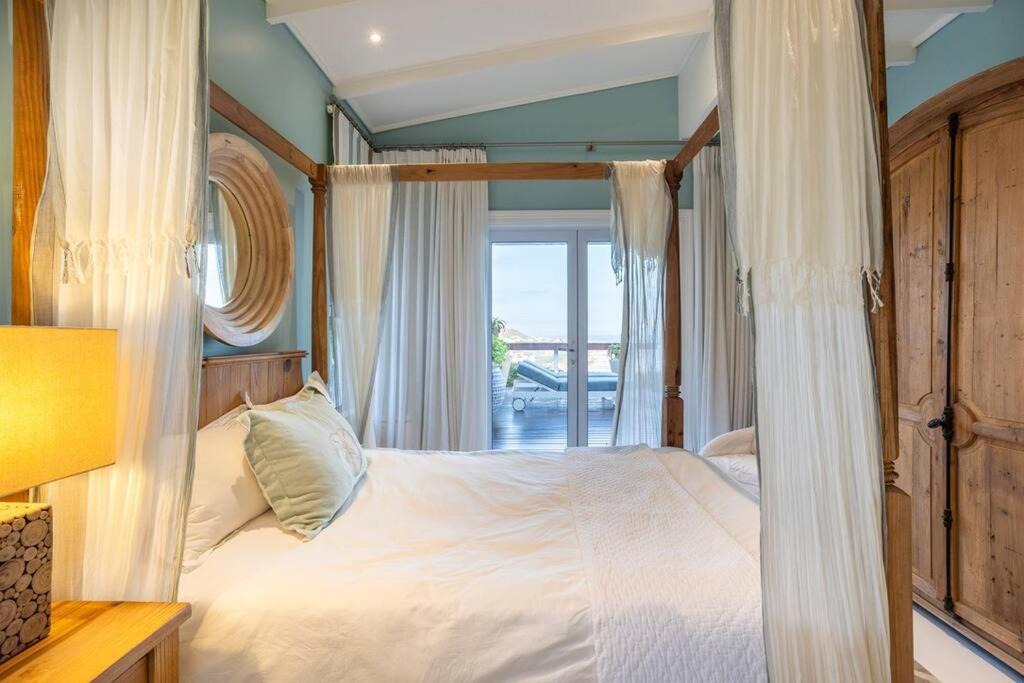 Photo of Bedroom in Yzerfontein