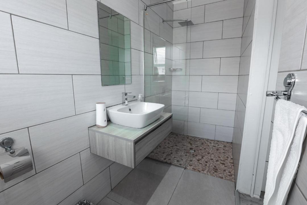 Photo of Bathroom in Parow North