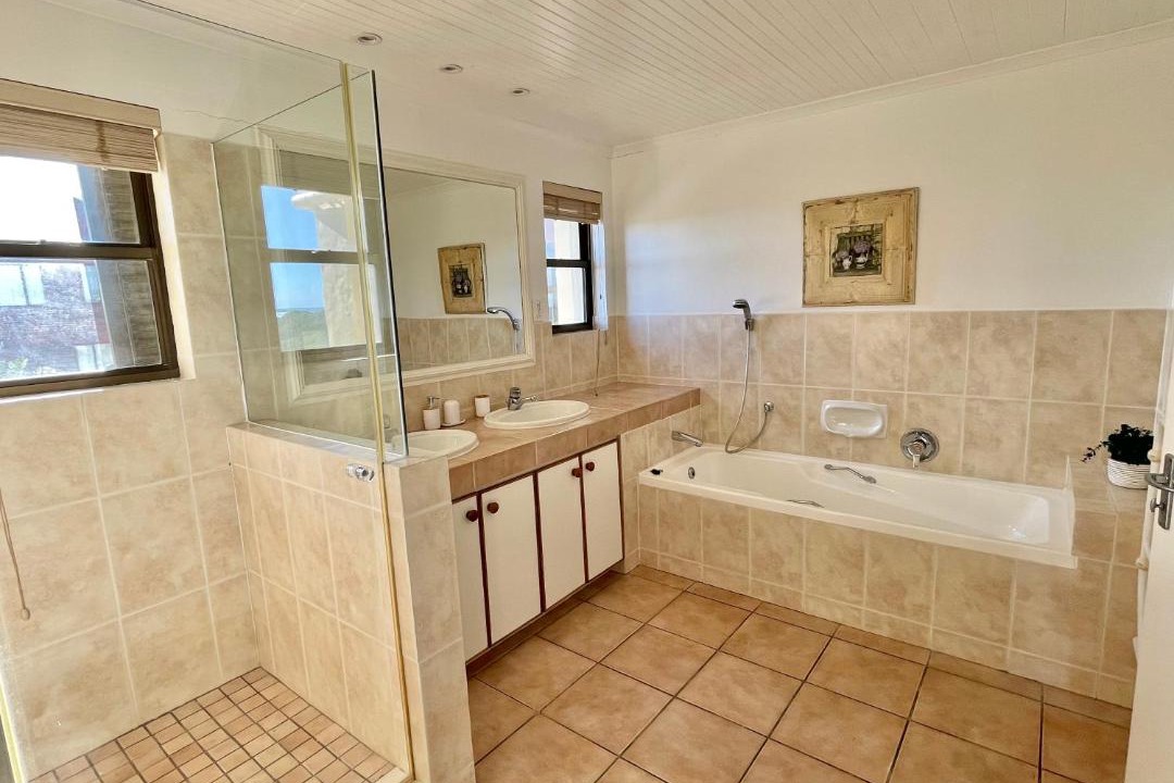 Photo of Bathroom in Port Alfred