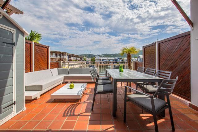 Photo of Patio Balcony in Waterfront