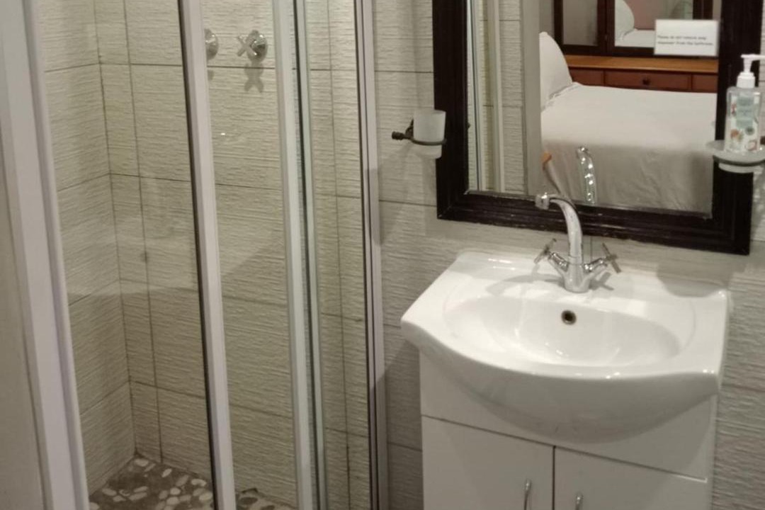 Photo of Bathroom in Kroonstad