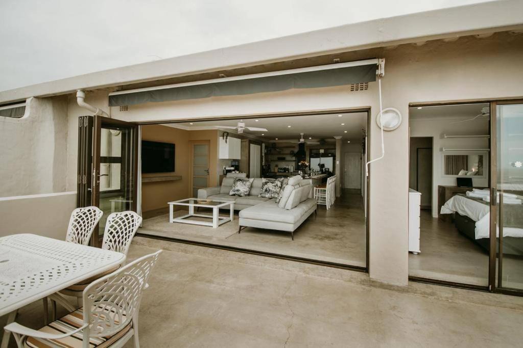 Photo of Patio Balcony in Port Edward
