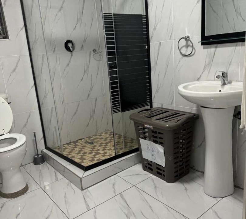 Photo of Bathroom in Emfuleni