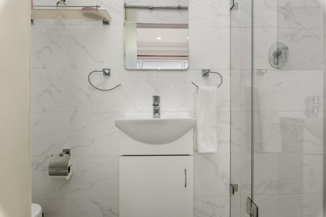 Photo of Bathroom in Lagoon Beach