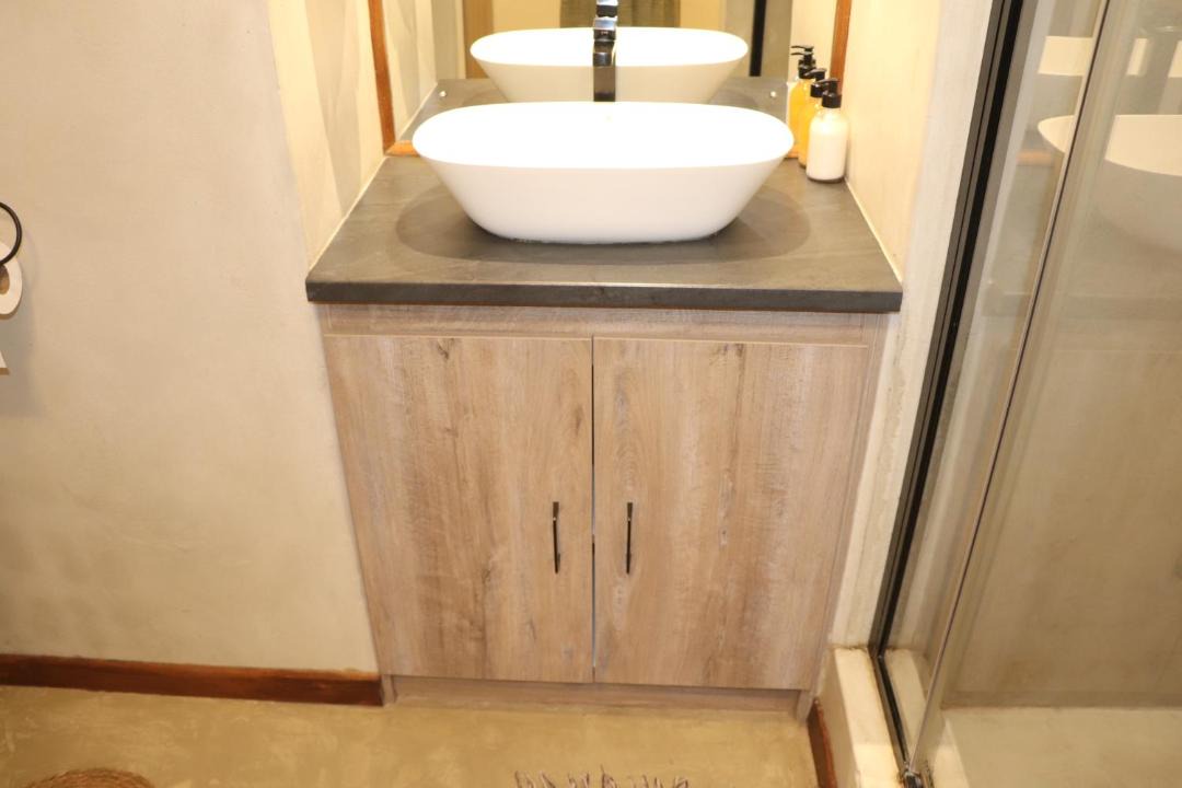 Photo of Bathroom in Springbok