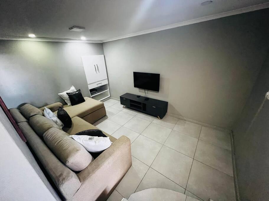 Photo of Livingroom in Brackenfell