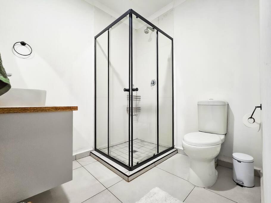 Photo of Bathroom in Faerie Glen