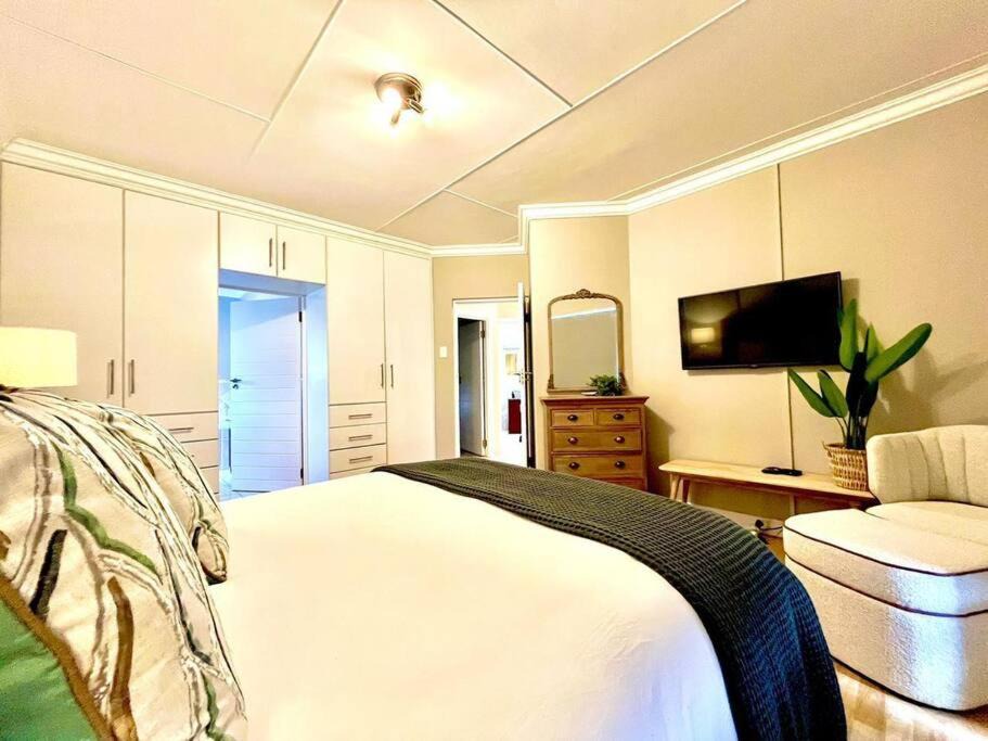 Photo of Bedroom in Reebok