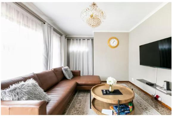 Photo of Livingroom in Alberton